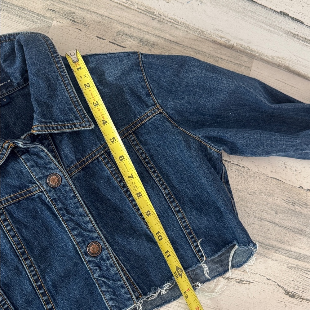 Earl Jean Cropped Lightweight Jean Jacket - Small - Picture 9 of 9